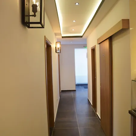 ホテル Dias ピンネベルク