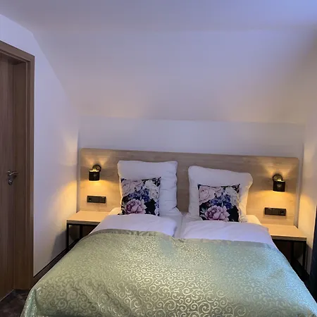 Dias Пиннеберг