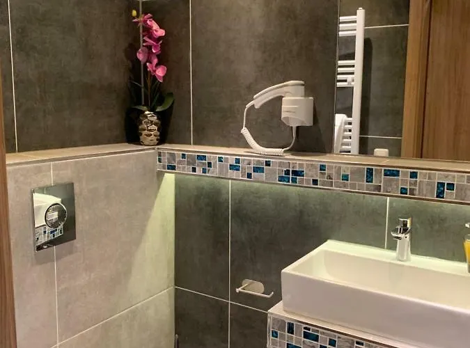 Dias 3* Пиннеберг